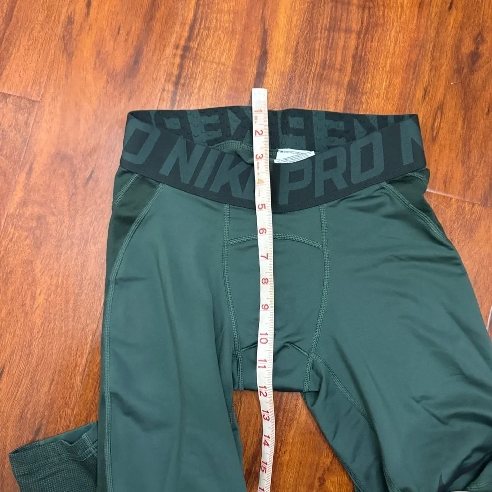 Nike pro hyperwarm
